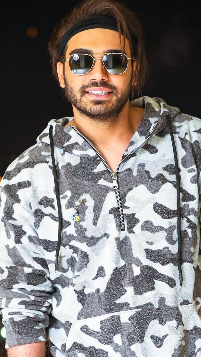 سینا درخشنده-خواننده